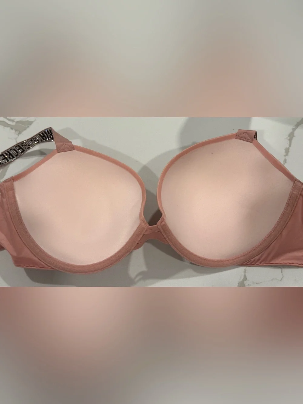 Victoria’s Secret Very Sexy Push Up Bra 38B Pink Rhinestone Logo Straps Bling